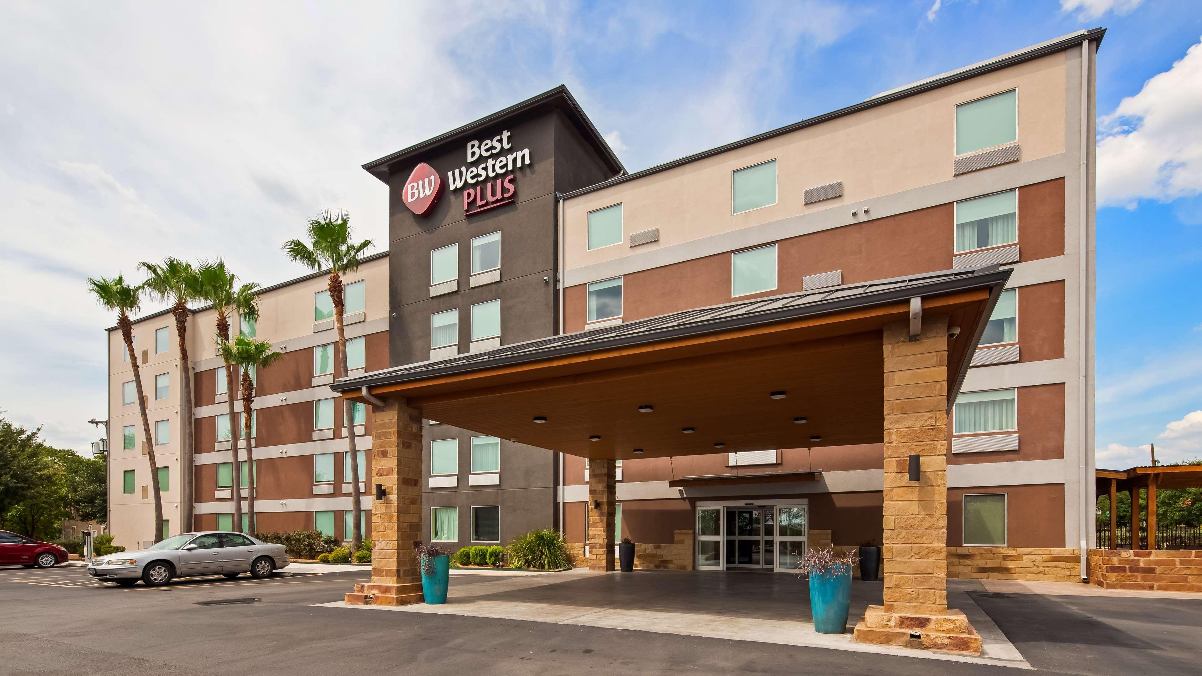 Best Western Plus Madison-Huntsville Hotel Exterior foto